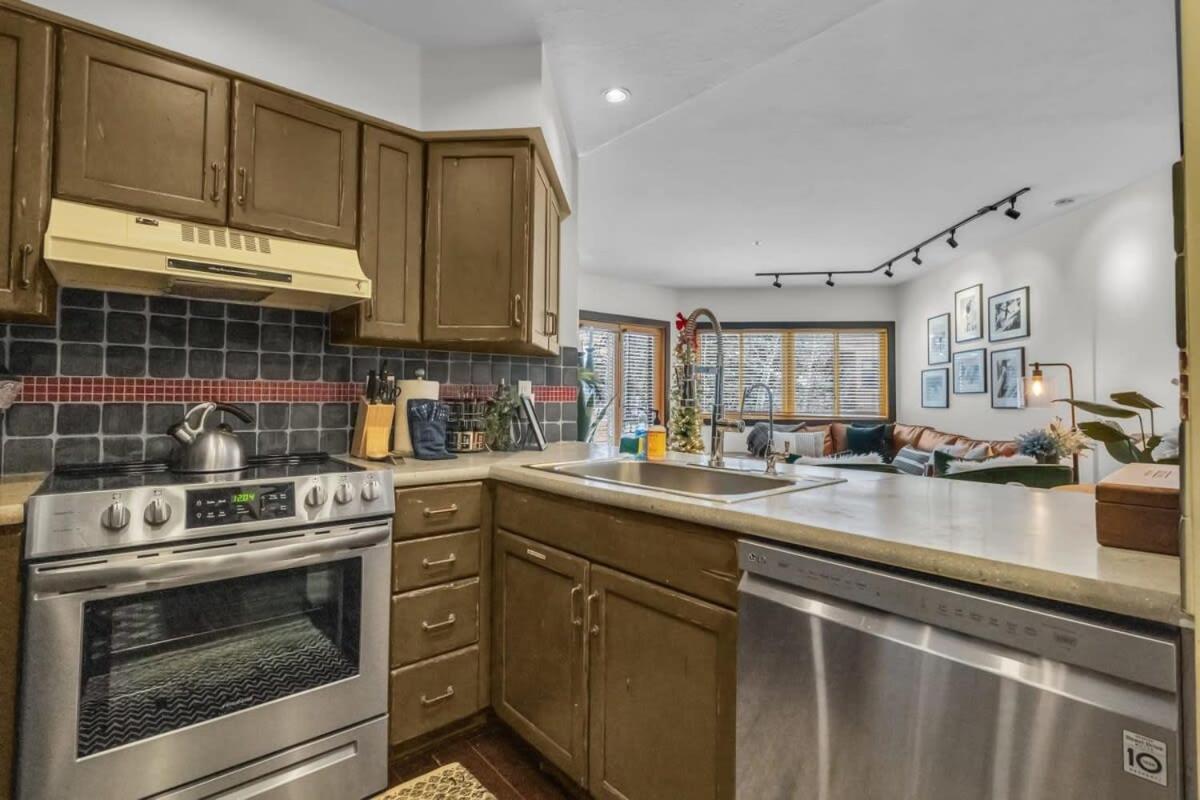 Villa Gorgeous 1Br Steps From Lifts With Private Hot Tub à Park City Extérieur photo